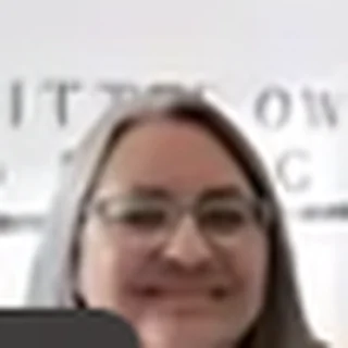 Mastermind member on a live summit session